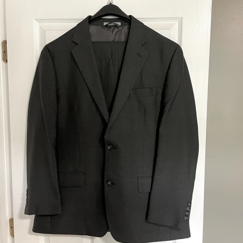 Michael Kors 2-piece Men’s charcoal gray suit